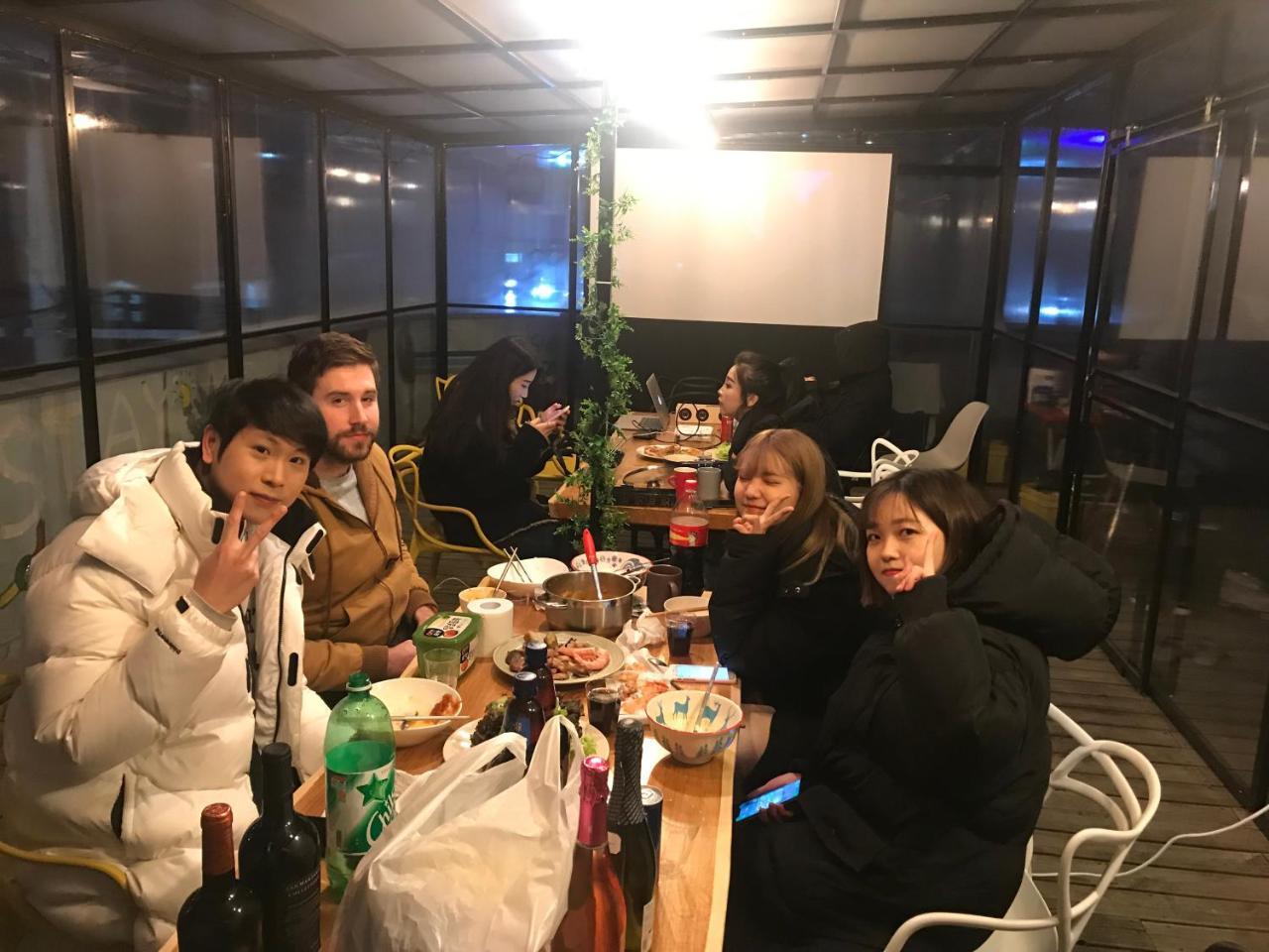 Fun Fun Stay Guesthouse Seul Dış mekan fotoğraf